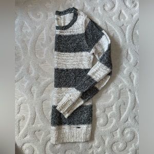 Abercrombie & Fitch Sweater